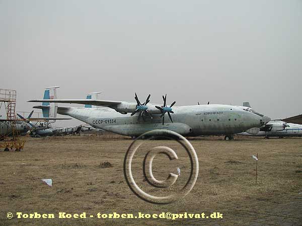 Antonov An-22 "Cock" CCCP-09334