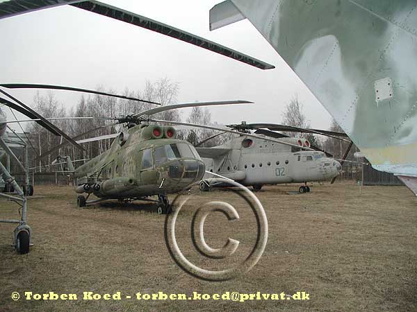 Mil Mi-8T "Hip" & Mil Mi-6VZKP "Hook"